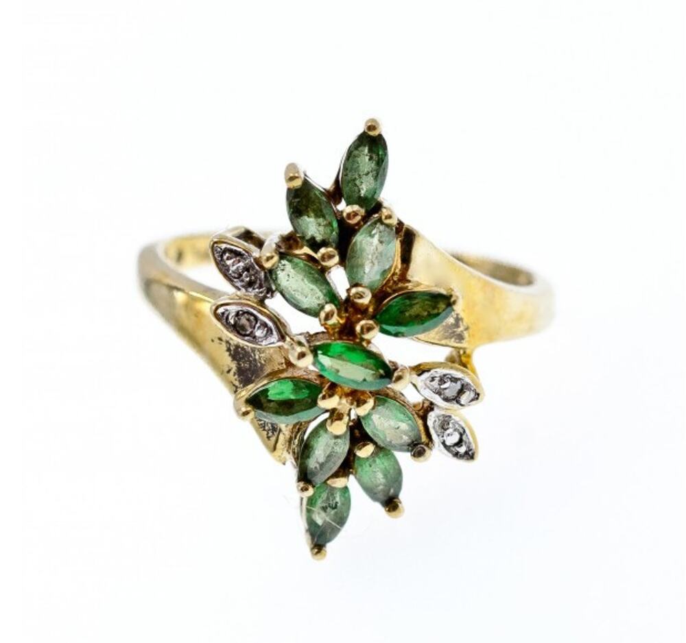 10K Yellow Gold Peridot & Diamonds Ring Size 8